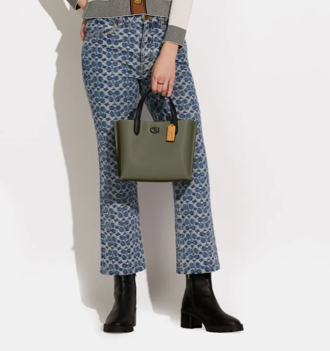 OUVALIA Luxury Edit | Coach Willow Tote 24 In Colorblock With Signature Canvas
