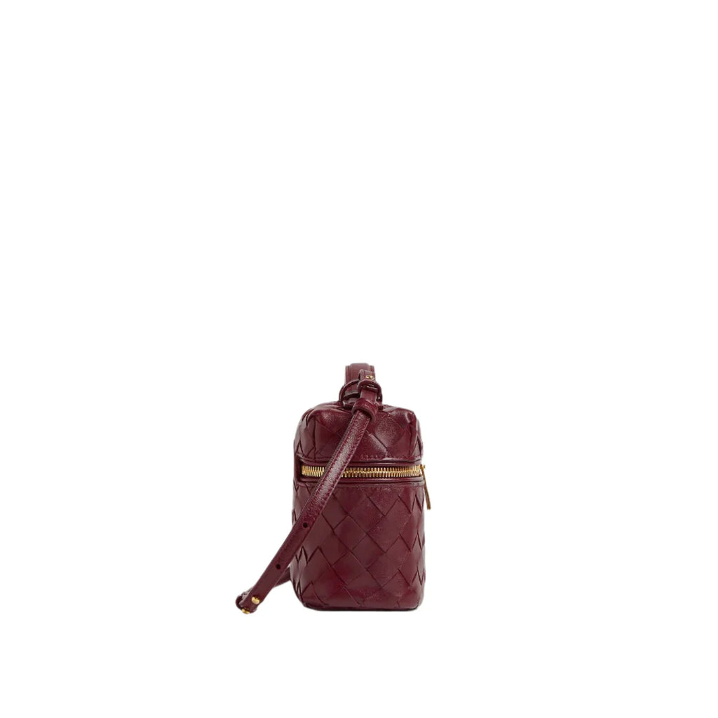 OUVALIA Luxury Edit | Bottega Veneta Intrecciato Leather Vanity Case