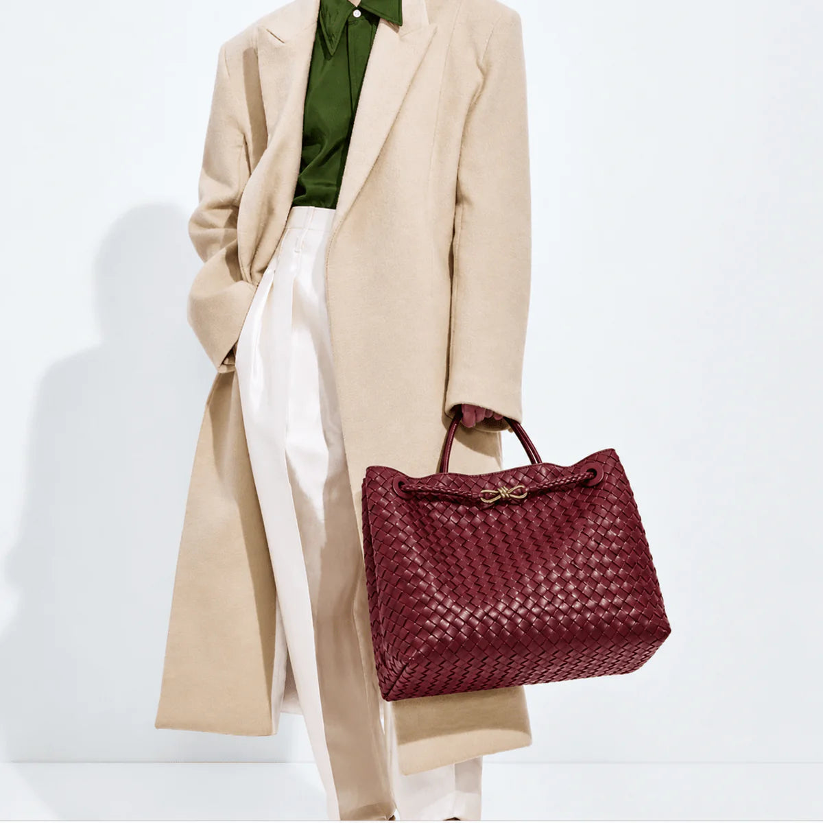 OUVALIA Luxury Edit | Bottega Veneta Large Andiamo Barolo