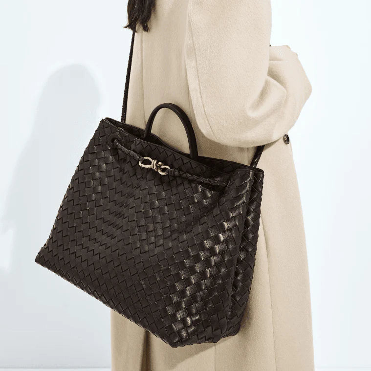 OUVALIA Luxury Edit | Bottega Veneta Medium Andiamo Bag