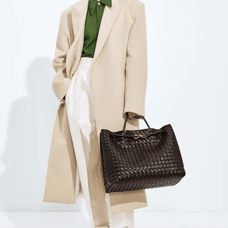 OUVALIA Luxury Edit | Bottega Veneta Medium Andiamo Bag