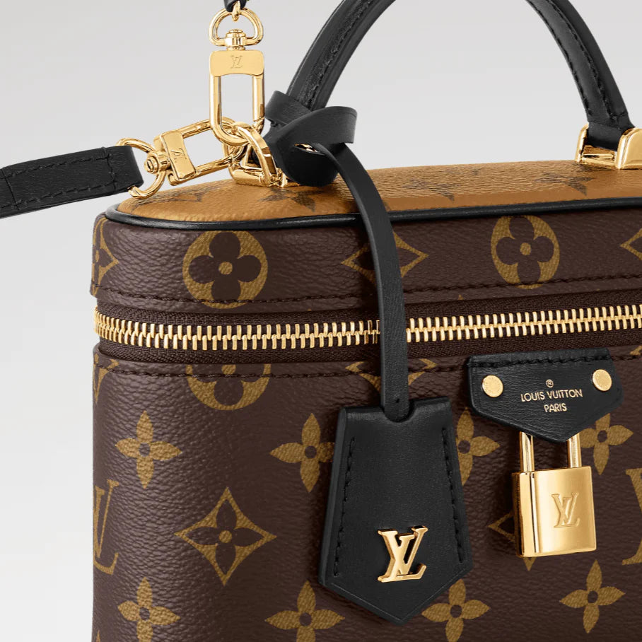 OUVALIA Luxury Edit | Louis Vuitton Vanity Chain Pouch