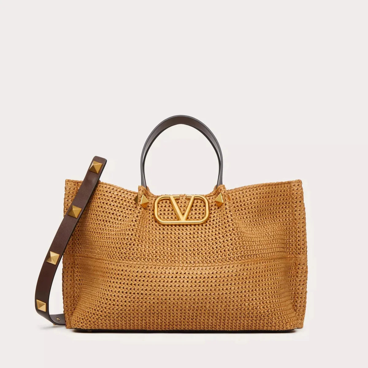 OUVALIA Luxury Edit | Valentino Garavani Medium Shopping Bag In Synthetic Raffia