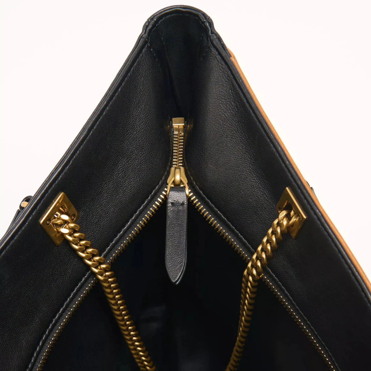 OUVALIA Luxury Edit | Valentino Viva Superstar Shopper