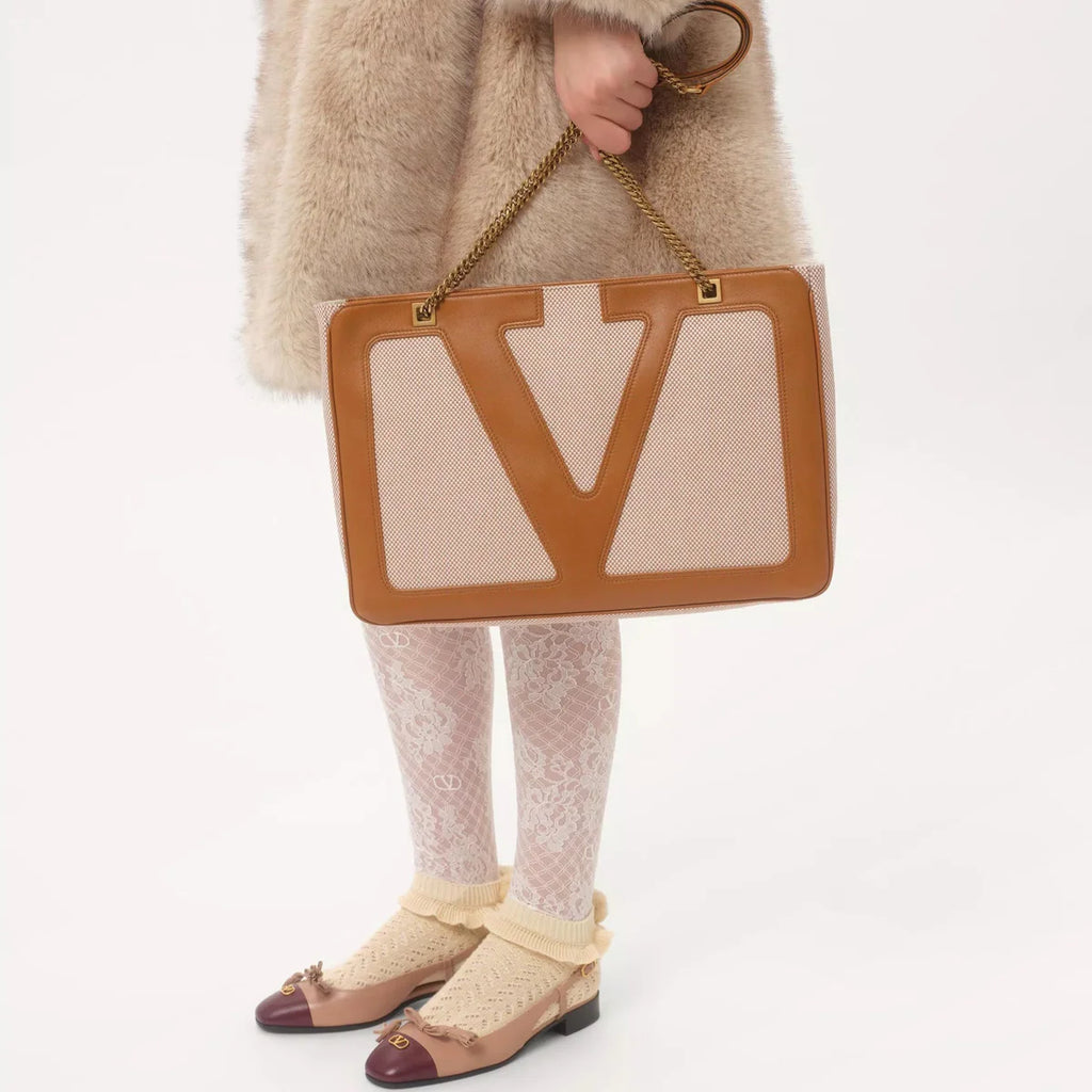 OUVALIA Luxury Edit | Valentino Viva Superstar Bag